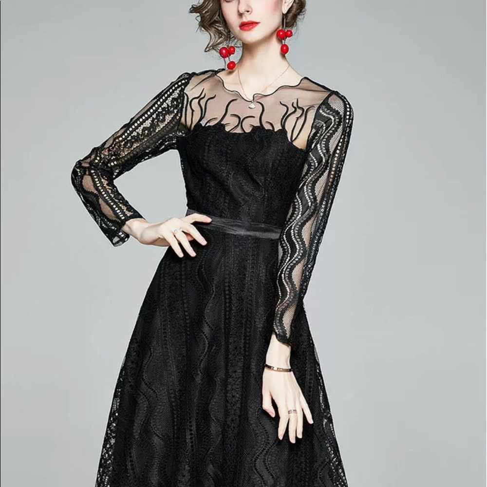 Dress - Picture 4 of 5
